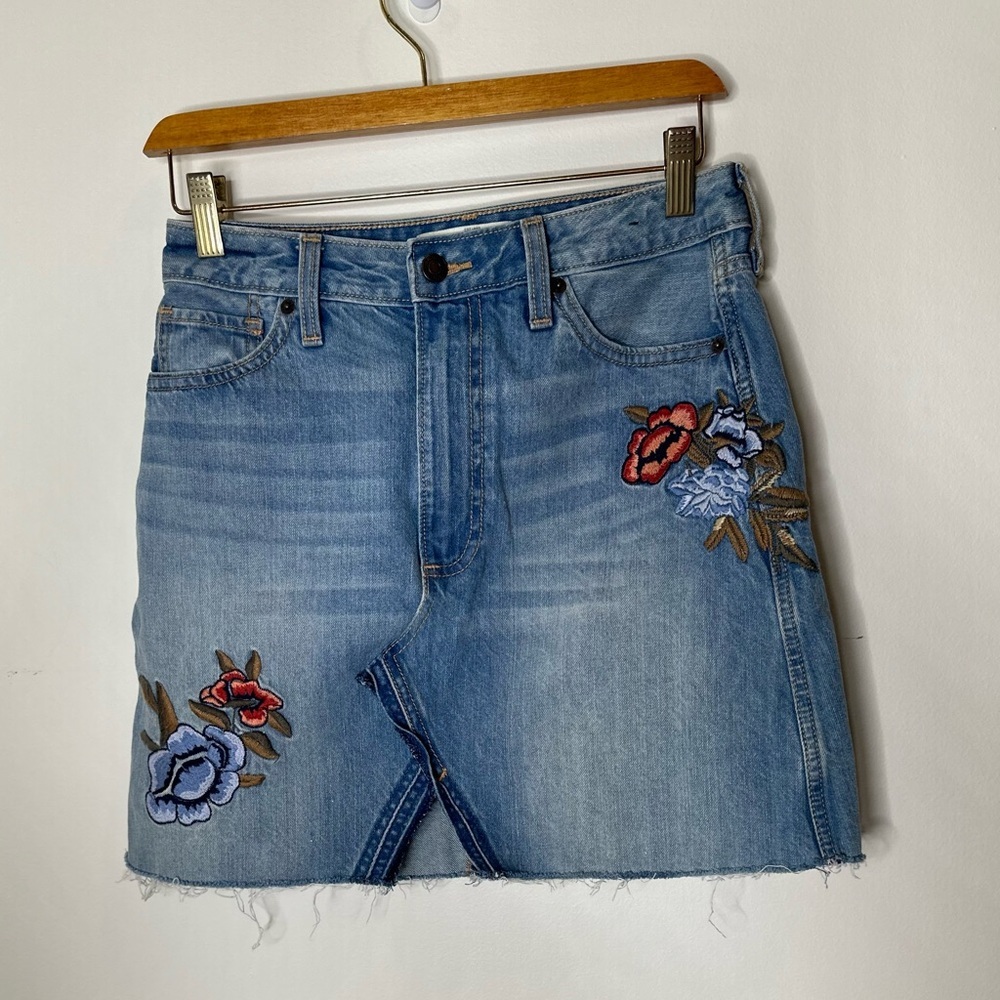 ABERCROMBIE & FITCH Denim Skirts Sz 6